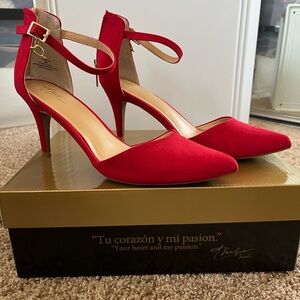 Red Suede heels by Thalia Sodi Vanessa Red ankle strap size 8 M like new